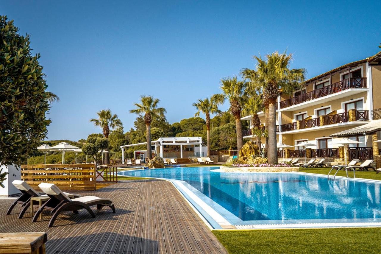 Koukis Club Hotel 4*